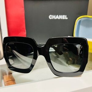 Authentic Gucci sunglasses. Brand new.